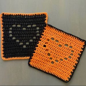 2 Crochet Washcloths Dishcloths Halloween Hearts Handmade Crochet 100% Cotton